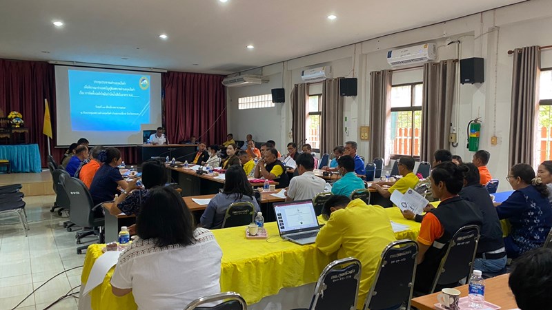 การประชุมประชาคมตำบลกุดเรือคำ เพื่อพิจารณาร่างข้อบัญญัติเทศบาลตำบลกุดเรือคำ เรื่อง การติดตั้งบ่อดักไขมันบำบัดน้ำเสียในอาคาร พ.ศ.2567